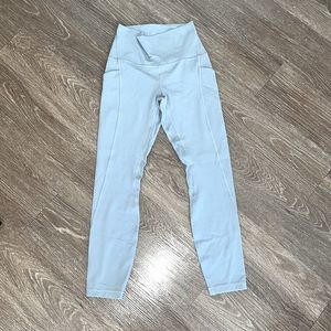 Light Blue/Gray Lululemon leggings with pockets!